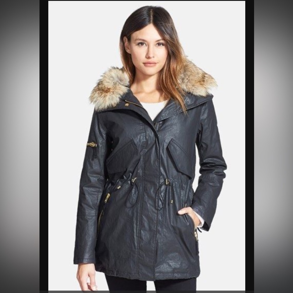 NWOT SAM. camper coated parka jacket w fur hood